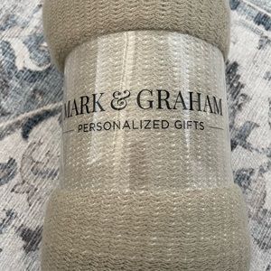 Mark & Graham super soft throw